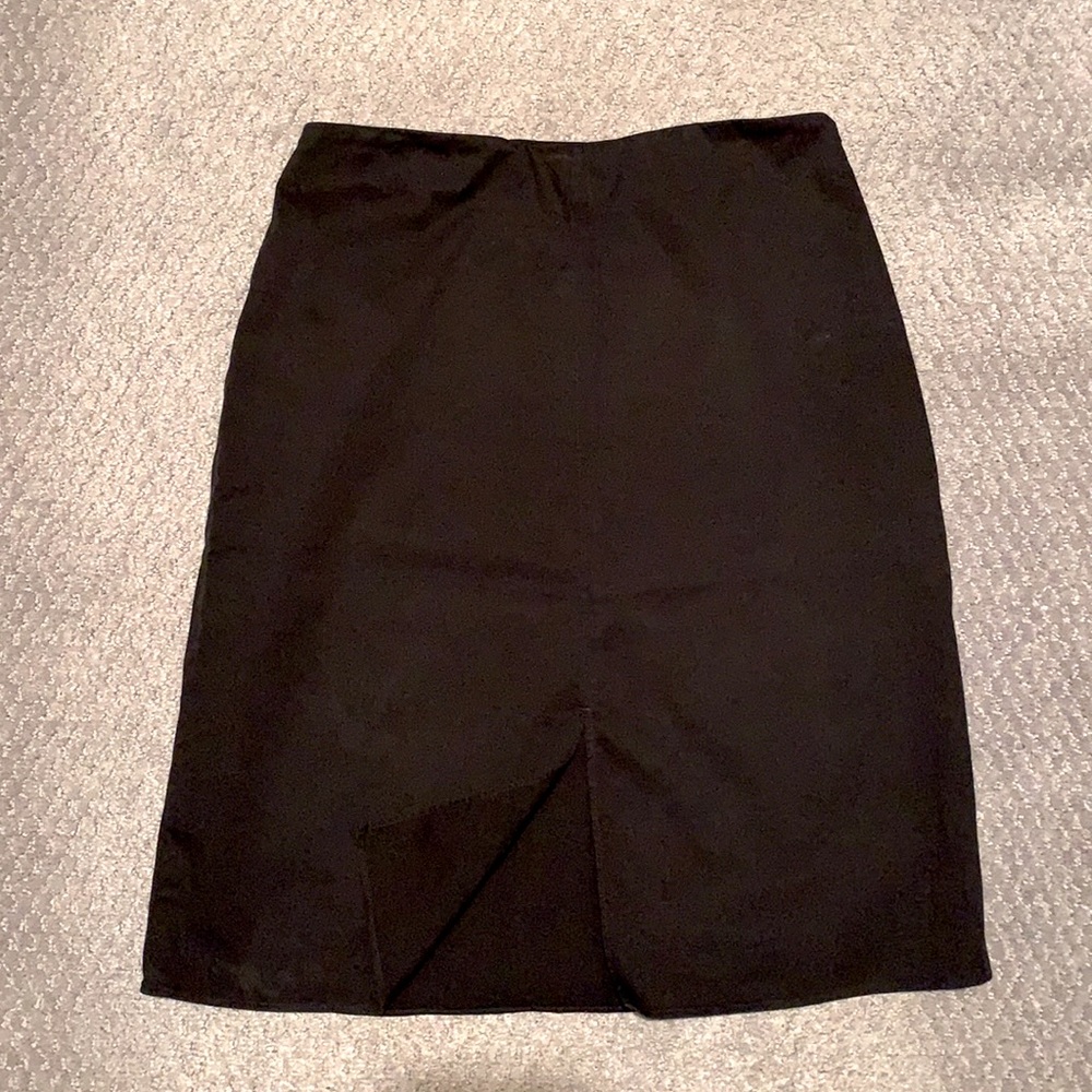Banana Republic stretch pencil skirt, front slit
